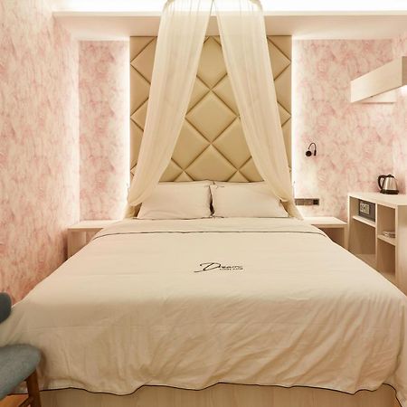 Dream Luxury Hotel Muar Exterior foto