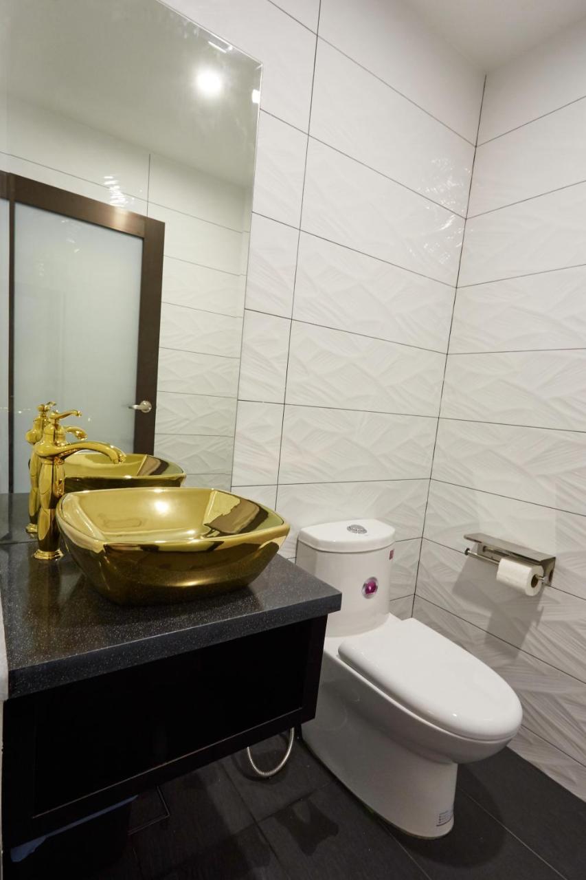 Dream Luxury Hotel Muar Exterior foto