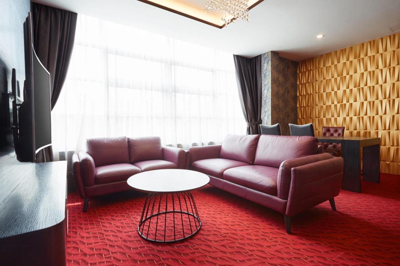 Dream Luxury Hotel Muar Exterior foto
