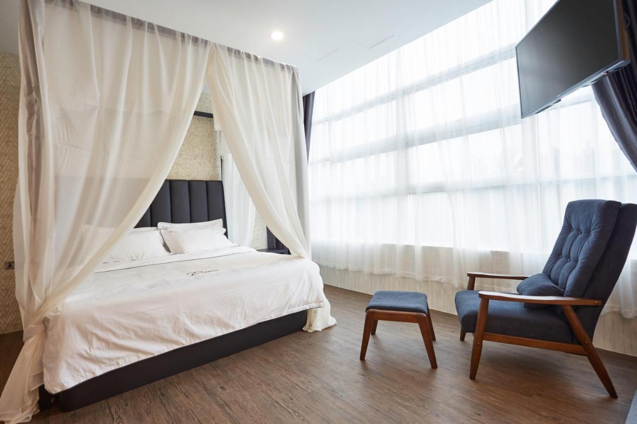 Dream Luxury Hotel Muar Exterior foto