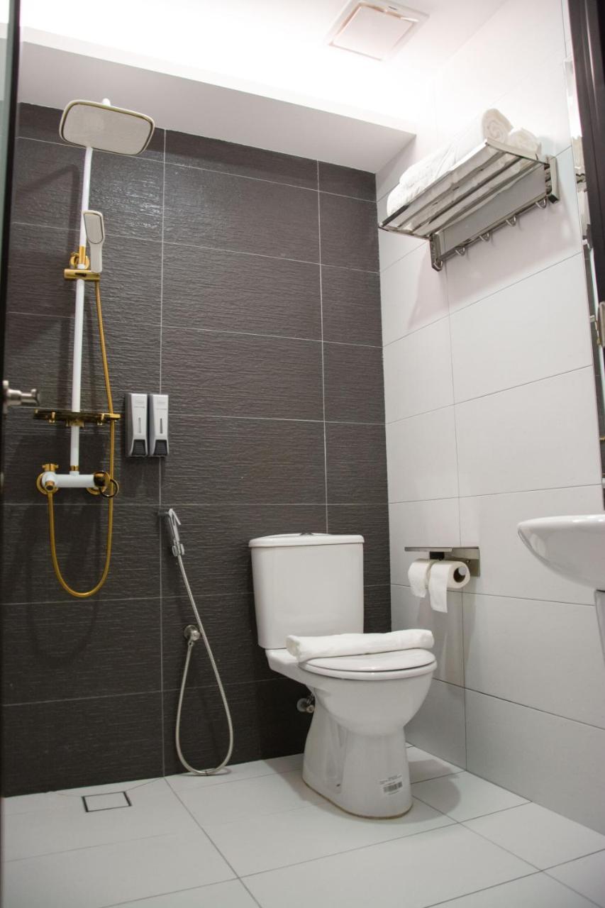 Dream Luxury Hotel Muar Exterior foto