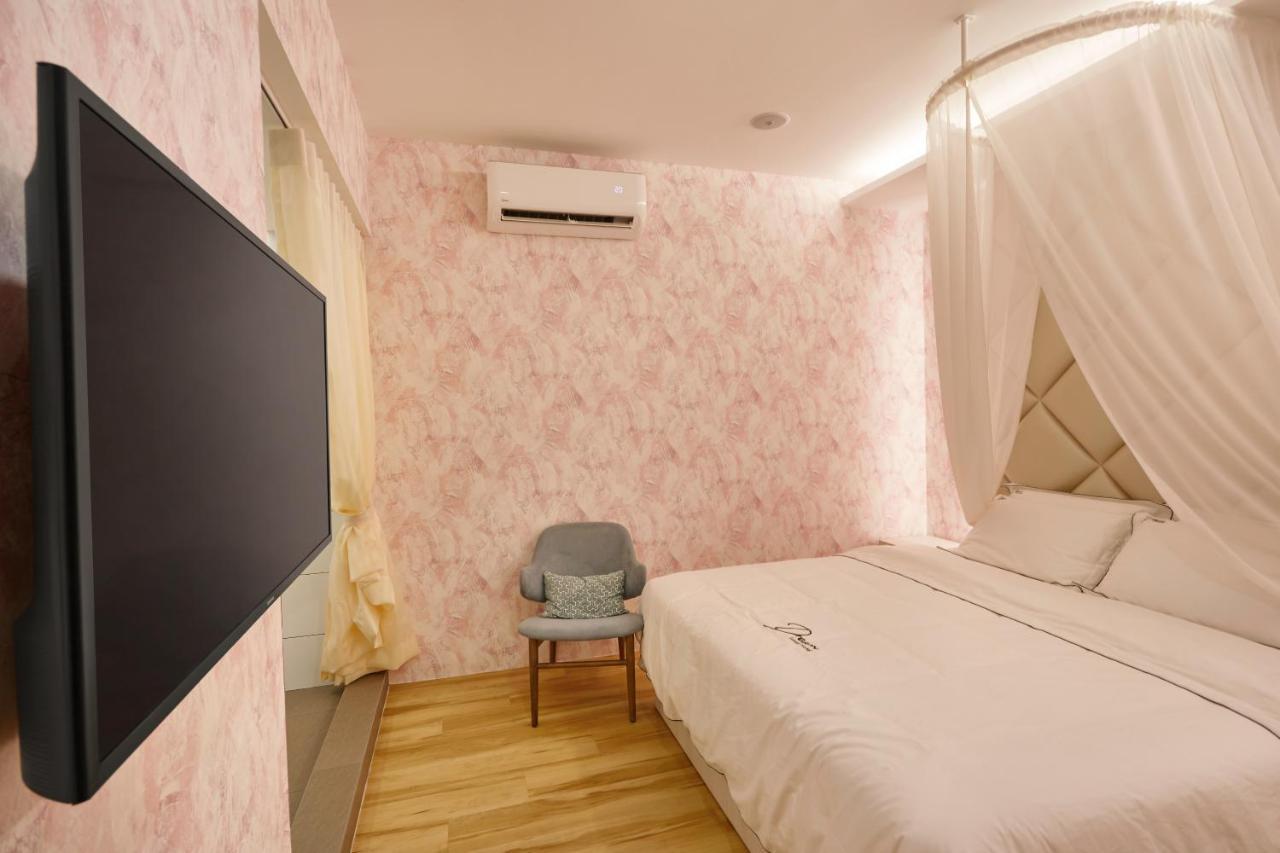 Dream Luxury Hotel Muar Exterior foto