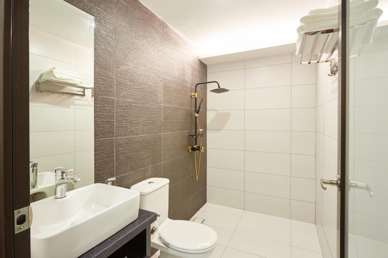 Dream Luxury Hotel Muar Exterior foto